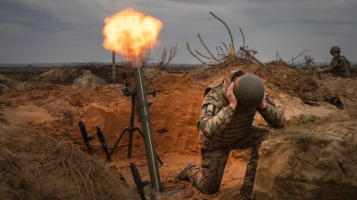 Die Ukraine setzt im Osten und im Süden des Landes ihre Offensive gegen die russische Invasion fort. (Foto: Efrem Lukatsky/AP)