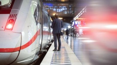 Auch das erneute Zusammentreffen der Tarifparteien kam zu keinem Ergebnis. Nun drohen der Bahn Warnstreiks. (Foto: Sebastian Gollnow/dpa)