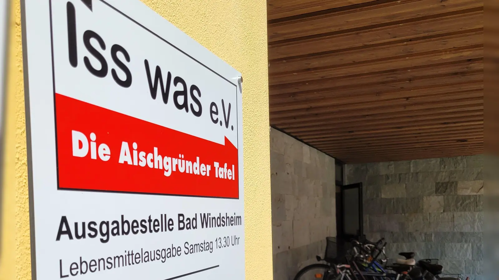 Eigentlich schien das Bad Windsheimer Tafel-Glück mit der neuen Ausgabestelle perfekt. Nun brodelt es hinter den Kulissen gewaltig. (Foto: Nina Daebel)