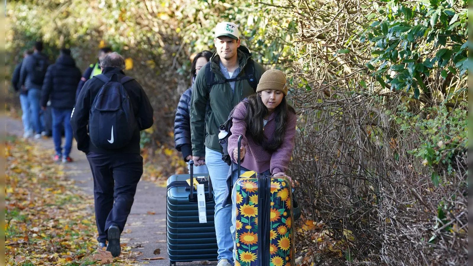 Teile des Londoner Flughafens Gatwick wurden vorübergehend gesperrt.  (Foto: Gareth Fuller/PA Wire/dpa)