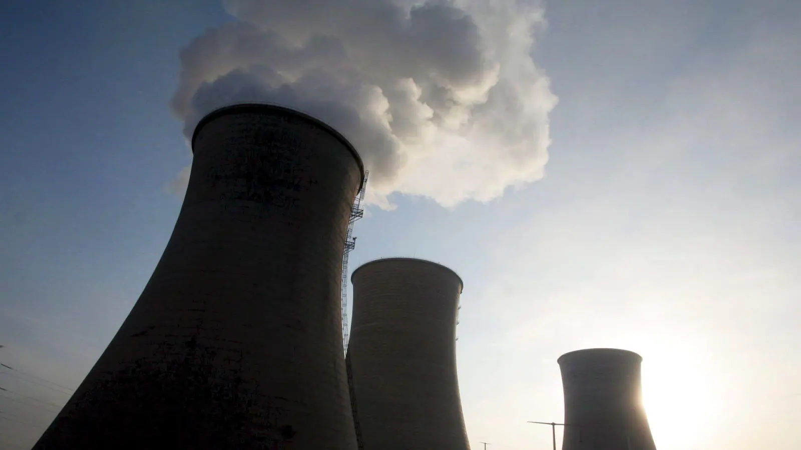 China setzt immer noch auf Kohlekraft, baut erneuerbare Energien aber massiv aus. (Archivbild) (Foto: epa Zuo Xiaoming/EPA/dpa)