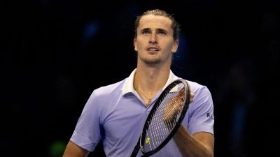 Alexander Zverev macht bisher beim Tennis-Saisonfinale einen starken Eindruck. (Foto: Marco Alpozzi/LaPresse via ZUMA Press/dpa)