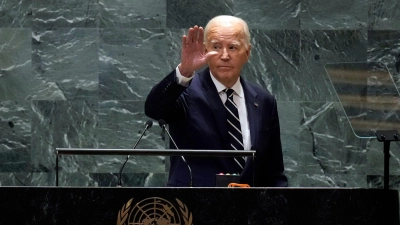 „Es gibt Dinge, die wichtiger sind, als an der Macht zu bleiben“, sagt US-Präsident Joe Biden in New York. (Foto: Richard Drew/AP)