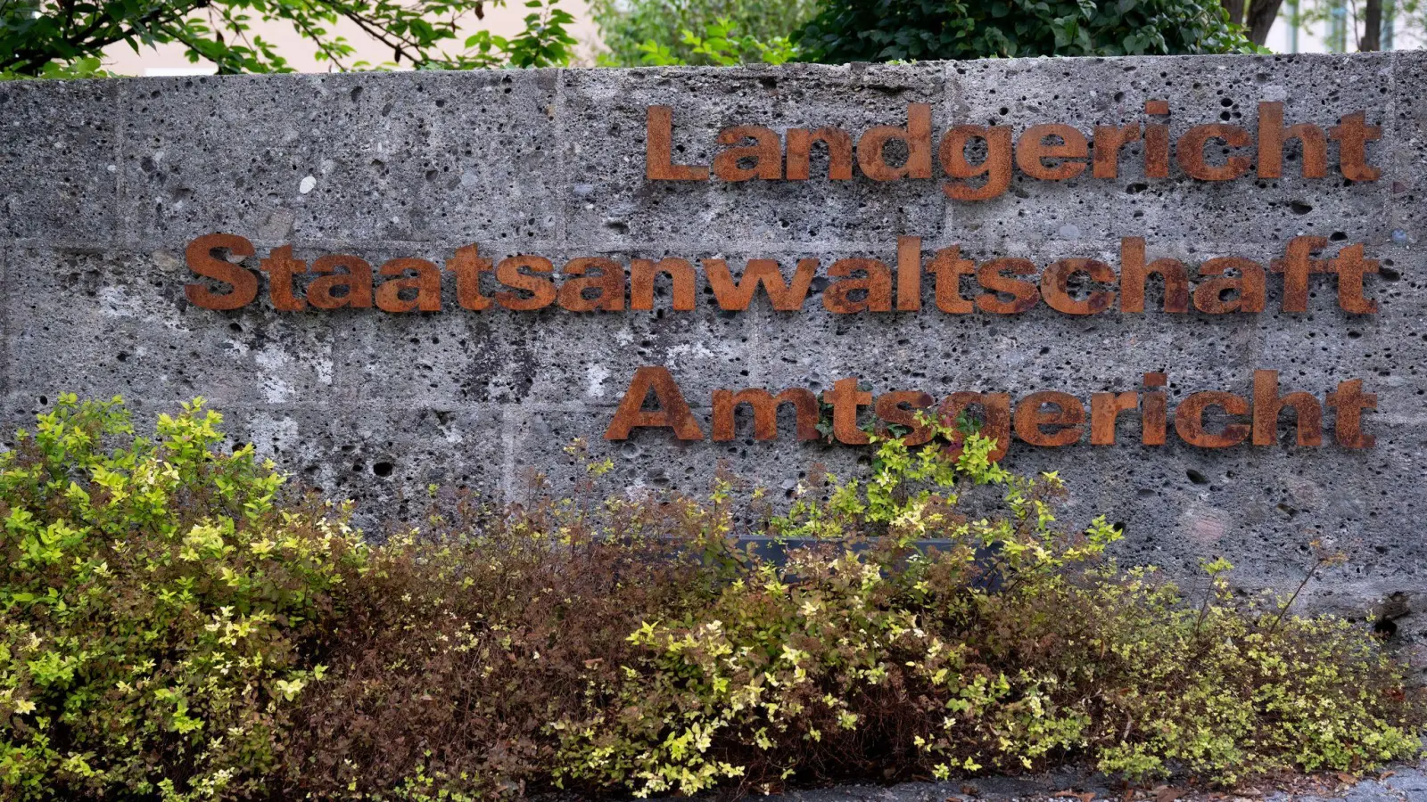 Vor dem Landgericht Traunstein beginnt der Prozess. (Symbolbild) (Foto: Sven Hoppe/dpa)