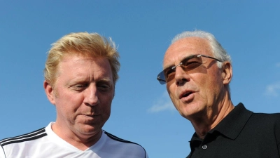 Boris Becker und Franz Beckenbauer. (Foto: Andreas Gebert/dpa/Archivbild)