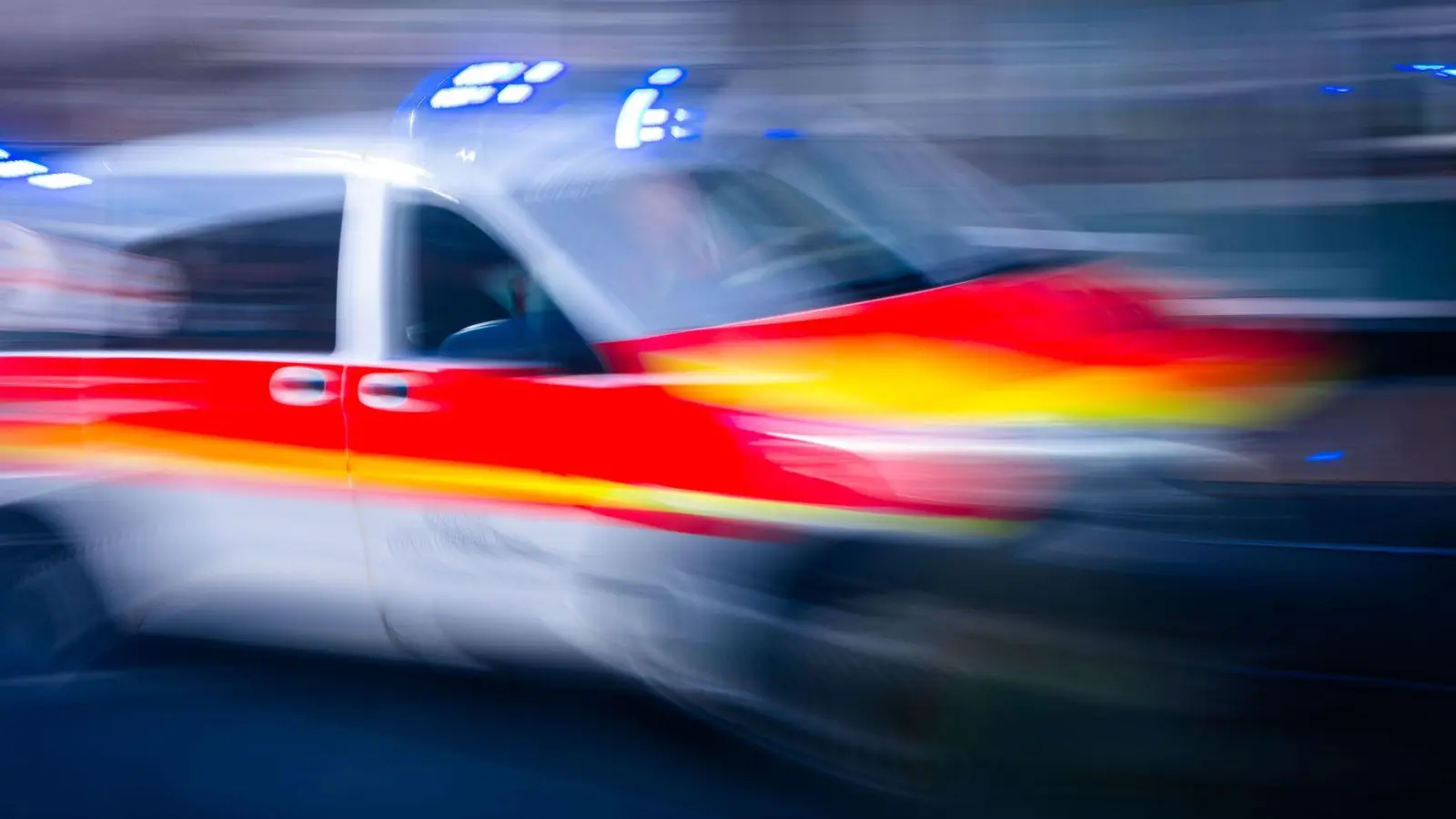 Die Frau verstarb später im Krankenhaus. (Symolbild) (Foto: Jens Büttner/dpa)