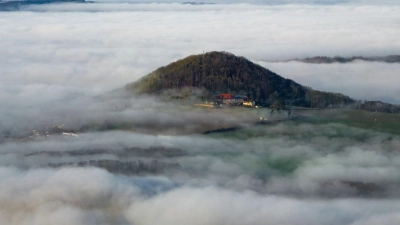 Hoch in den Bergen in Thüringen waren die Temperaturen dieser Tage teils zweistellig, in den Tälern hingegen wurden um null Grad gemessen. (Foto: Christoph Reichwein/dpa)