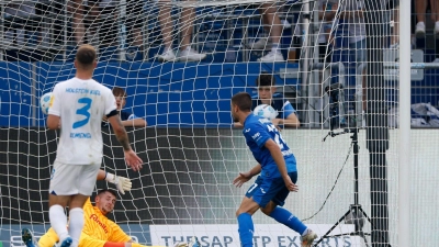 Zweiter Treffer von Andrej Kramaric gegen Kiel (Foto: Heiko Becker/dpa)