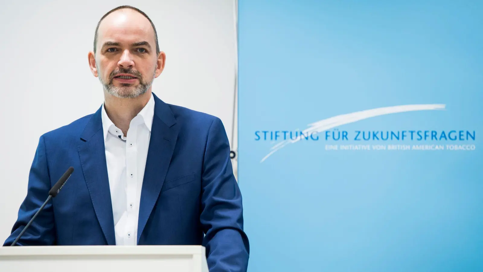 Kriege, Klimawandel, wirtschaftlichen Unsicherheiten, Inflation und Migrationsfragen prägen die Stimmungslage der Bundesbürger zum Jahresbeginn 2025, sagt der Leiter der Stiftung für Zukunftsfragen, Prof. Ulrich Reinhardt. (Foto: Malte Christians/dpa)