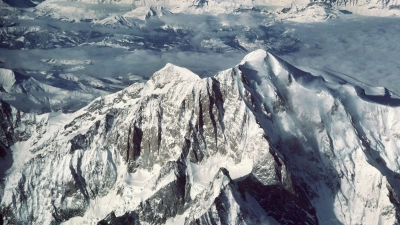 Am Montblanc-Gebirge in den Westalpen sind durch eine Lawine mindestens vier Menschen gestorben (Archivbild). (Foto: picture alliance / dpa)