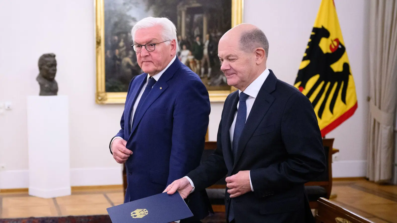 Jetzt muss nur noch der Bundespräsident der Neuwahl zustimmen. (Foto: Bernd von Jutrczenka/dpa)