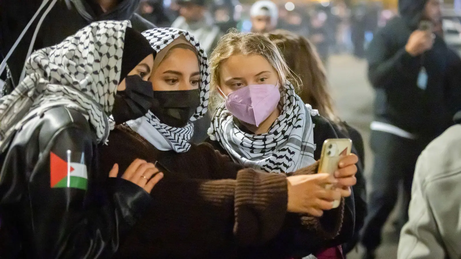 Am Montag, dem Jahrestag des Hamas-Massakers in Israel, war Greta Thunberg bei einer propalästinensischen Demonstration in Berlin. (Archivbild) (Foto: Christoph Soeder/dpa)