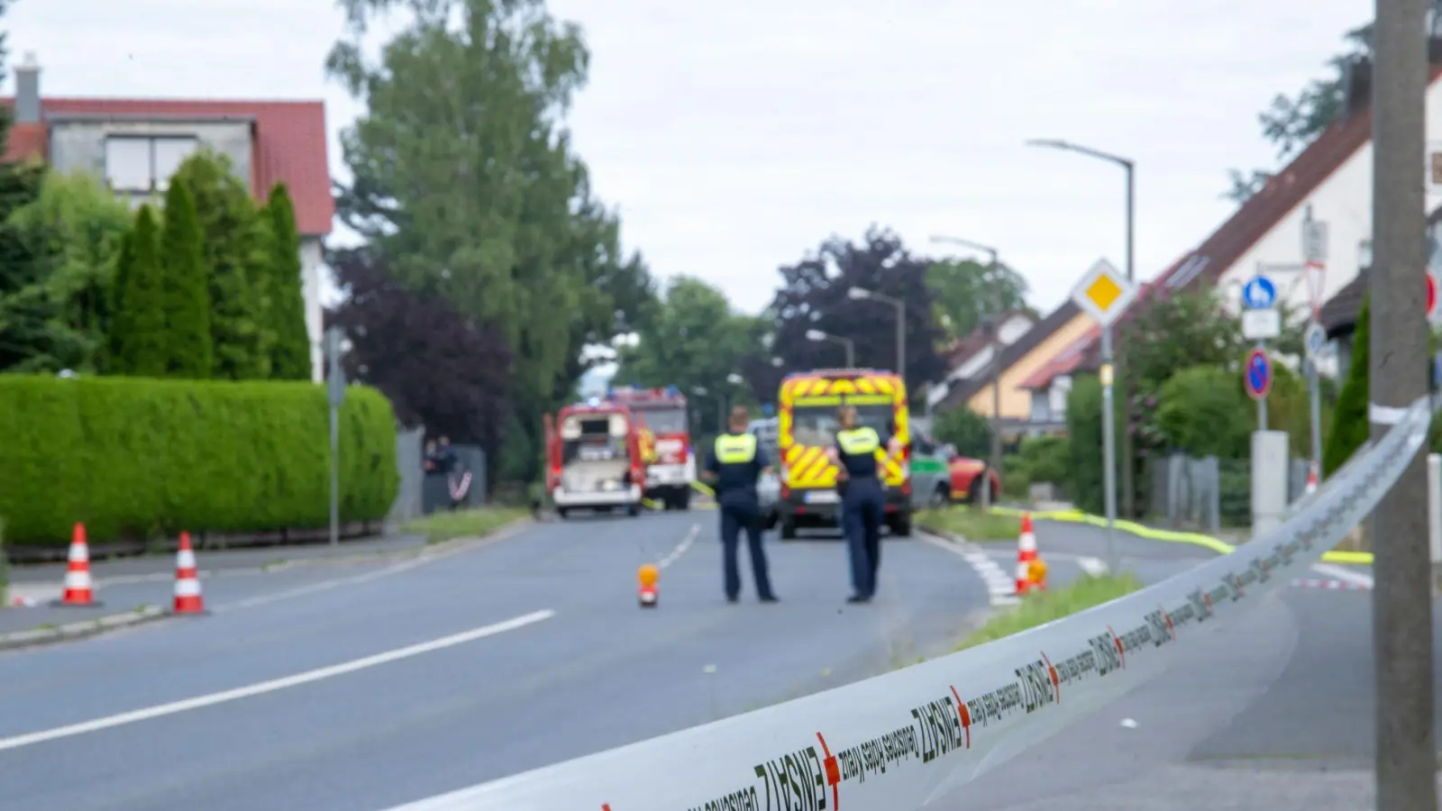 Auf einen Feueralarm folgte ein Polizeieinsatz. (Foto: Pia Bayer/dpa)