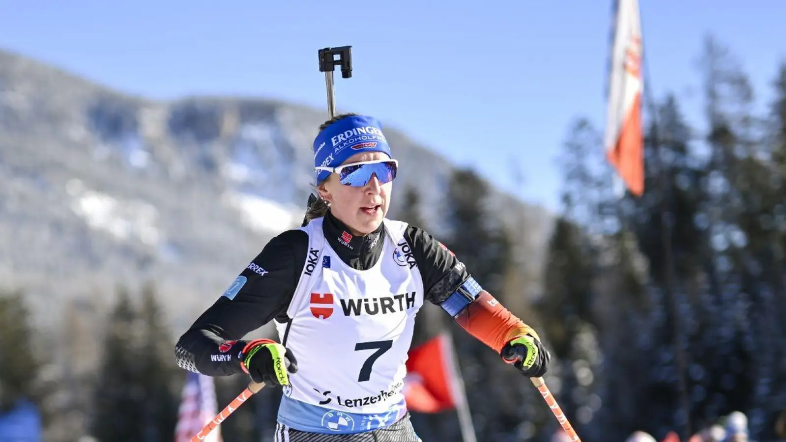 Biathletin Franziska Preuß lief in Lenzerheide als Siebte ins Ziel. (Foto: Gian Ehrenzeller/KEYSTONE/dpa)