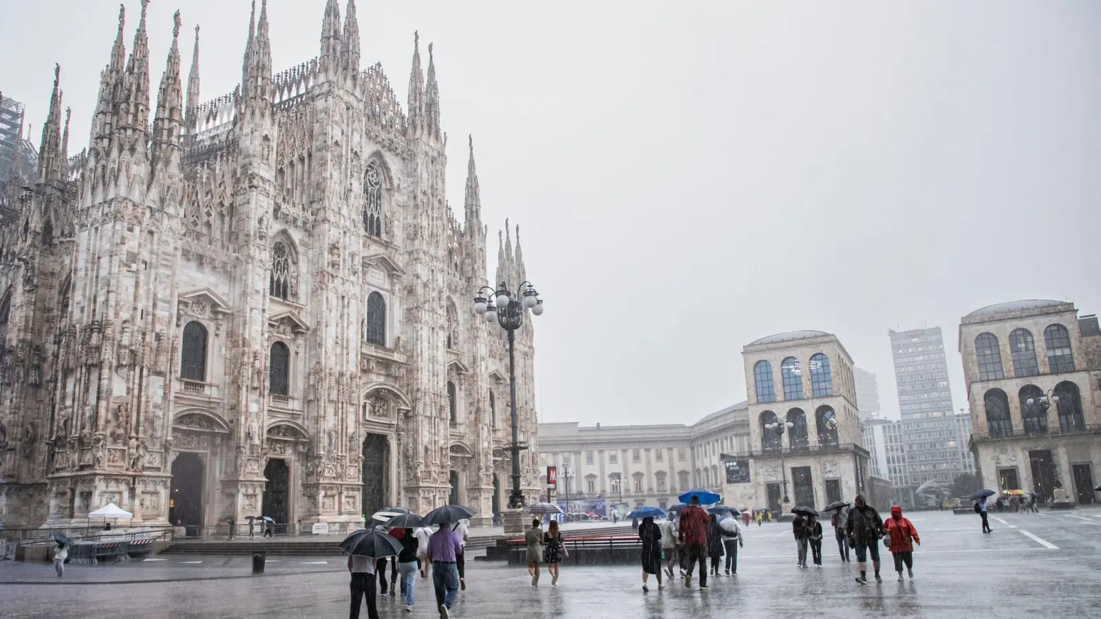 Schwere Unwetter haben in Norditalien eine Hitzewelle abgelöst (Foto: Marco Ottico/LaPresse via ZUMA Press/dpa)