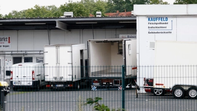 Zwei Tierärztinnen stehen im Zusammenhang mit dem Skandal um den Schlachthof Aschaffenburg vor Gericht. (Foto: Heiko Becker/dpa)