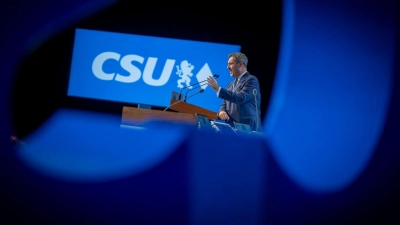 Die CSU wird 2025 den Jahresbeitrag für ihre Mitglieder um 10 Euro erhöhen. (Foto: Peter Kneffel/dpa)