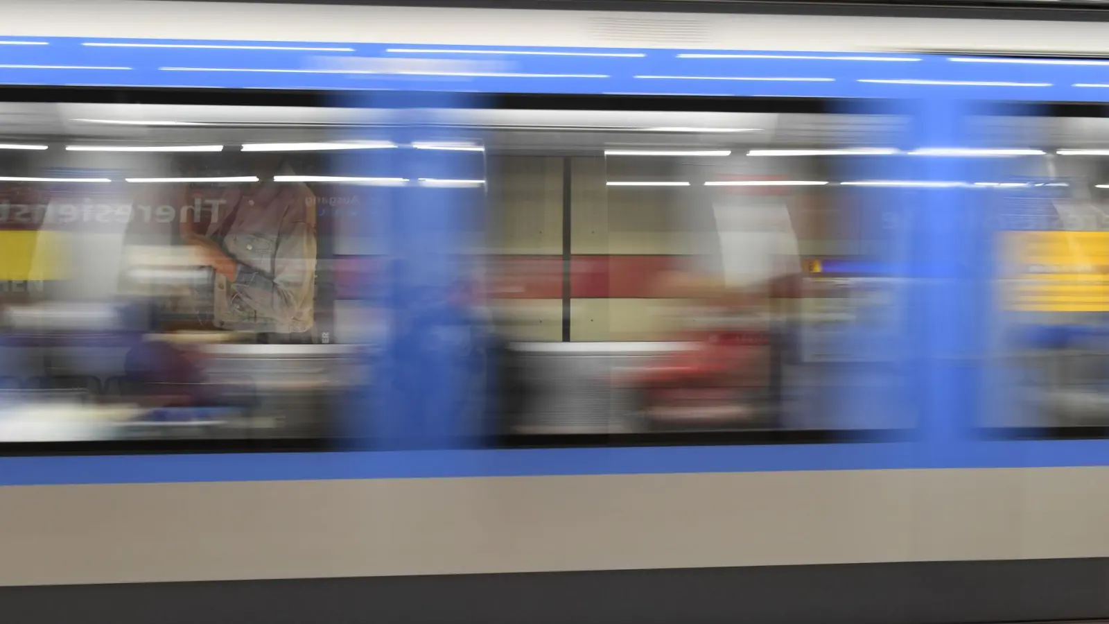 Die Münchner U-Bahn-Linie 6 wird verlängert. (Symbolbild) (Foto: Felix Hörhager/dpa)