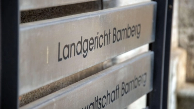 Gleich zwei Strafkammern kümmern sich am Landgericht Bamberg künftig um Cybercrime-Verfahren. (Archivbild) (Foto: Pia Bayer/dpa)