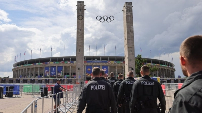 Tausende Polizisten haben bei der EM für Sicherheit gesorgt. (Foto: Christian Charisius/dpa)