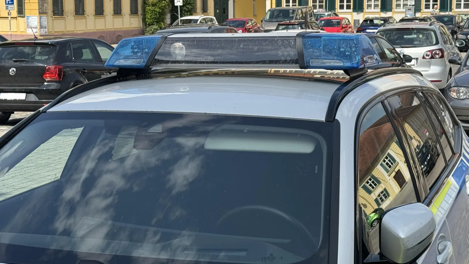 Die Polizei musste sich auf der Höhe des Straßenwirtshauses bei Leutershausen um einen Unfall kümmern. (Symbolbild: Oliver Herbst)