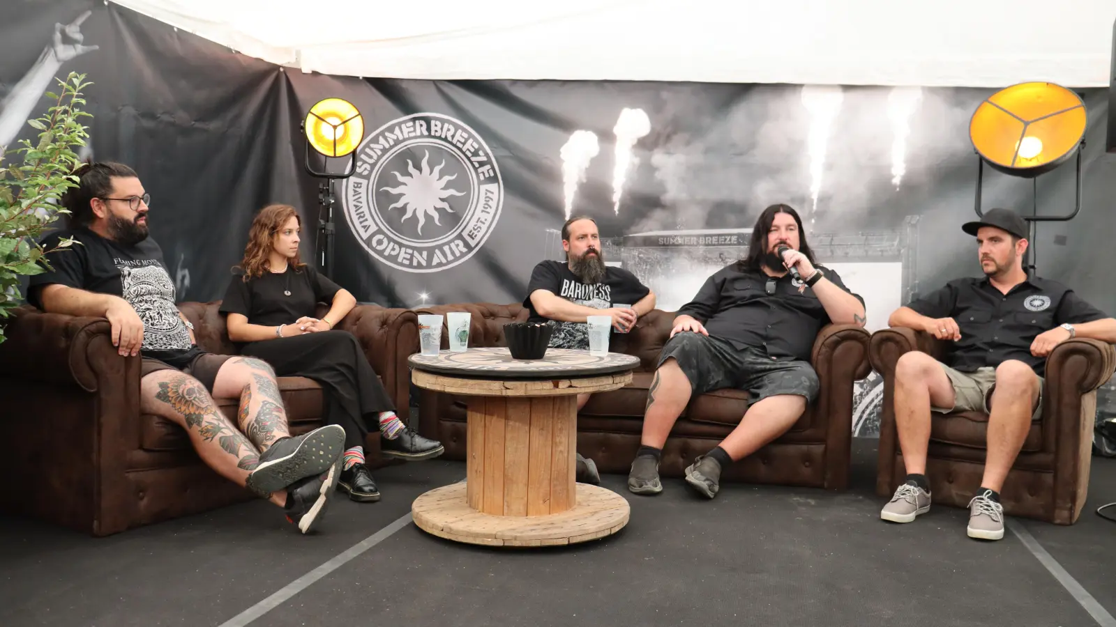 Die Veranstalter von Silverdust zeigten sich bei der Pressekonferenz am Samstag zufrieden. Summer-Breeze-Gründer Achim Ostertag (Zweiter von rechts) betonte den frühen Ausverkauf schon im April. (Foto: Antonia Müller)