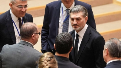 Der frühere Fußballer Michail Kawelaschwili ist neuer Präsident der seit Wochen von proeuropäischen Protesten erschütterten Südkaukasusrepublik Georgien. (Archivbild) (Foto: Uncredited/AP/dpa)