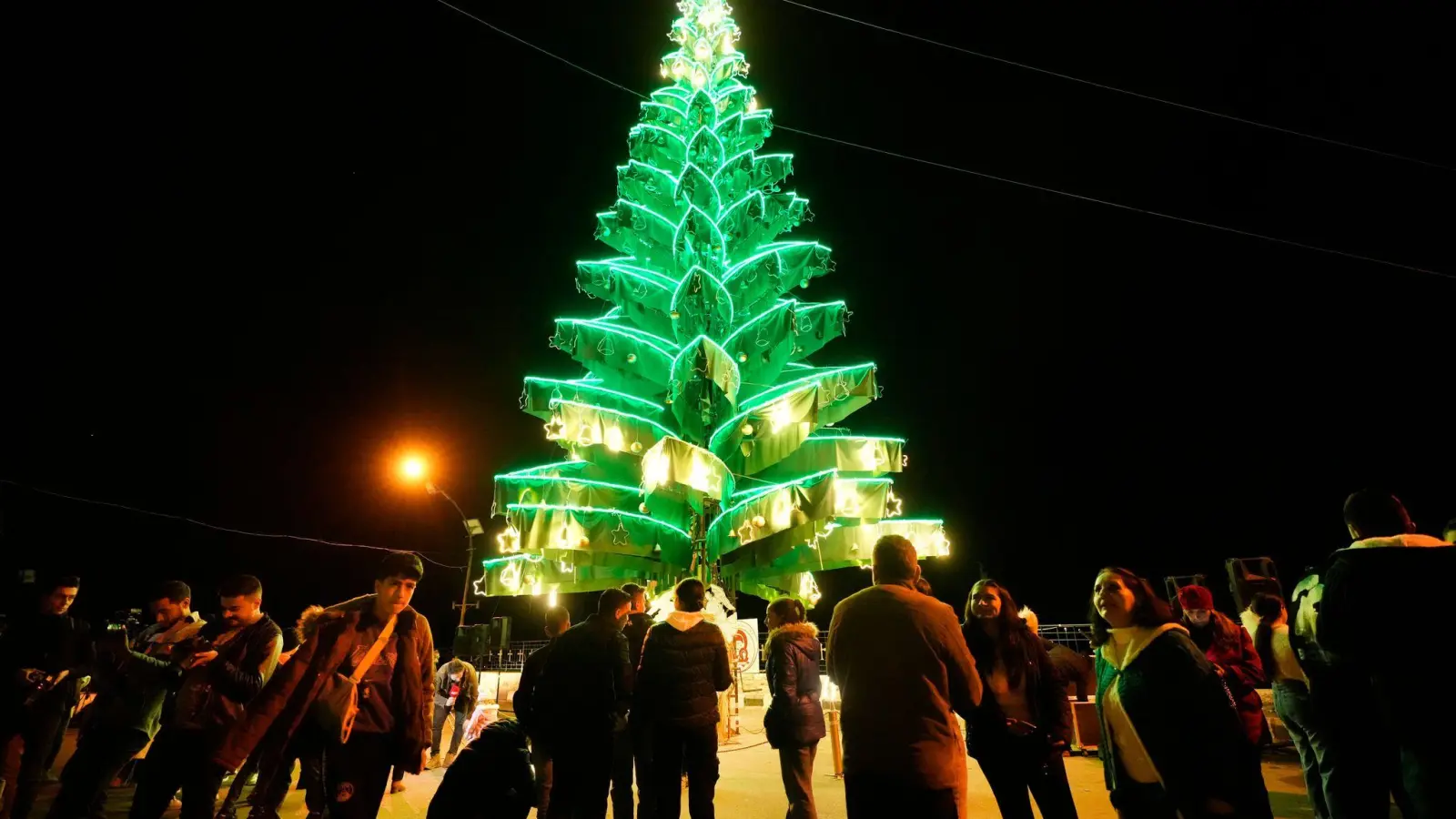 Christen feiern Weihnachten in Syrien.  (Foto: Hussein Malla/AP/dpa)