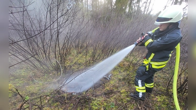 Die Feuerwehr Wilhelmsdorf hatte den kleinen Brand rasch unter Kontrolle. (Symbolbild: Feuerwehr Wilhelmsdorf)