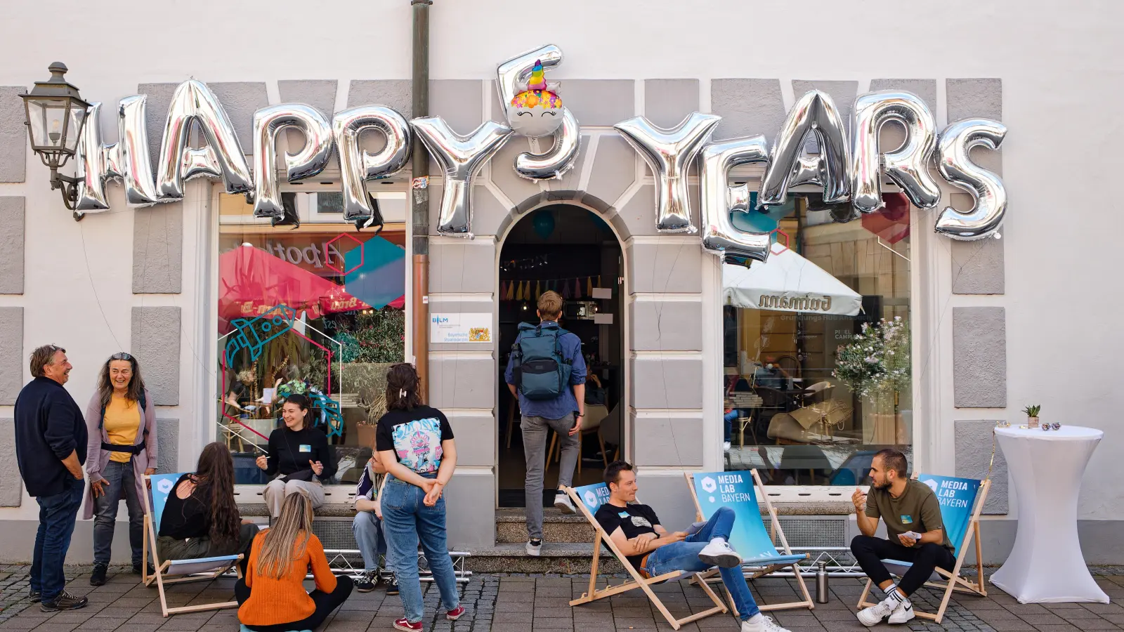 Das MediaLab Ansbach feierte sein fünfjähriges Bestehen. Viele Ehrengäste und Förderer waren dazu eingeladen. (Foto: Tizian Gerbing)