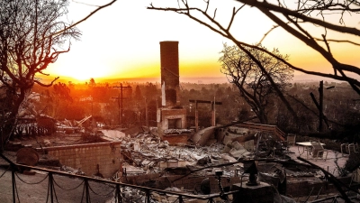 Die Opferzahlen in Los Angeles könnten noch weiter steigen. (Foto: Noah Berger/FR34727 AP/AP/dpa)