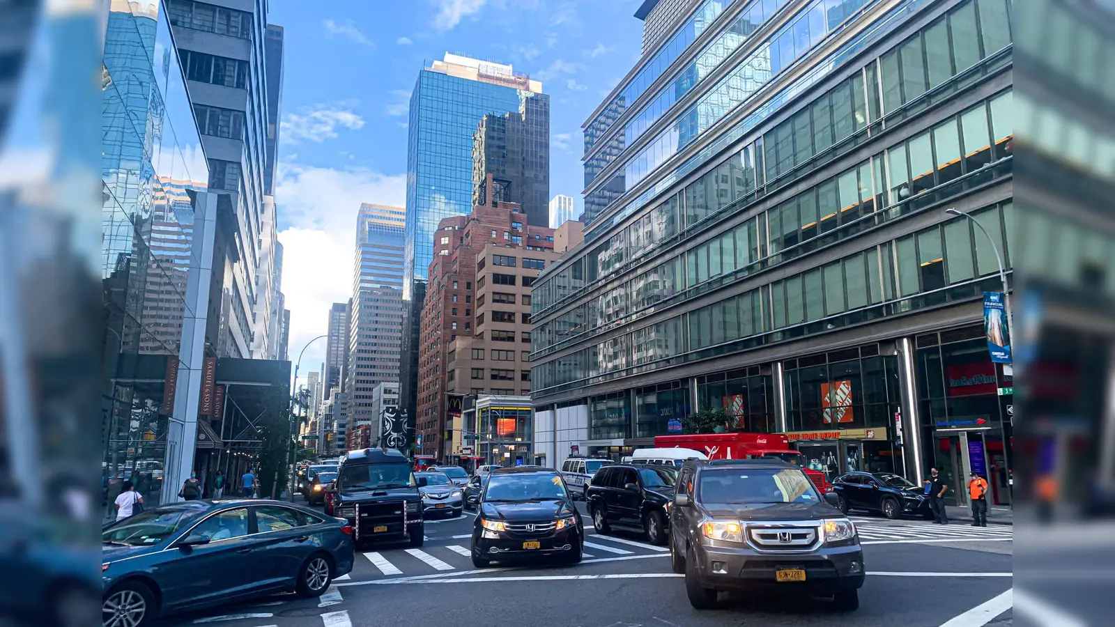 Autos ohne Ende - in Manhattan bislang Alltag. (Archivbild) (Foto: Niyi Fote/TheNEWS2 via ZUMA Wire/dpa)