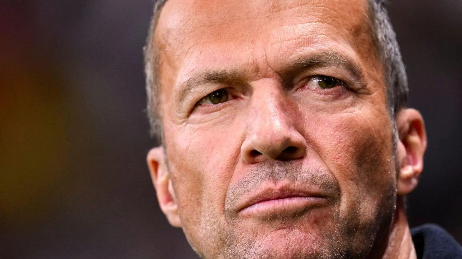 Lothar Matthäus ist vom Zeitpunkt der Hoeneß-Aussagen gegen Thomas Tuchel überrascht. (Foto: Tom Weller/dpa)