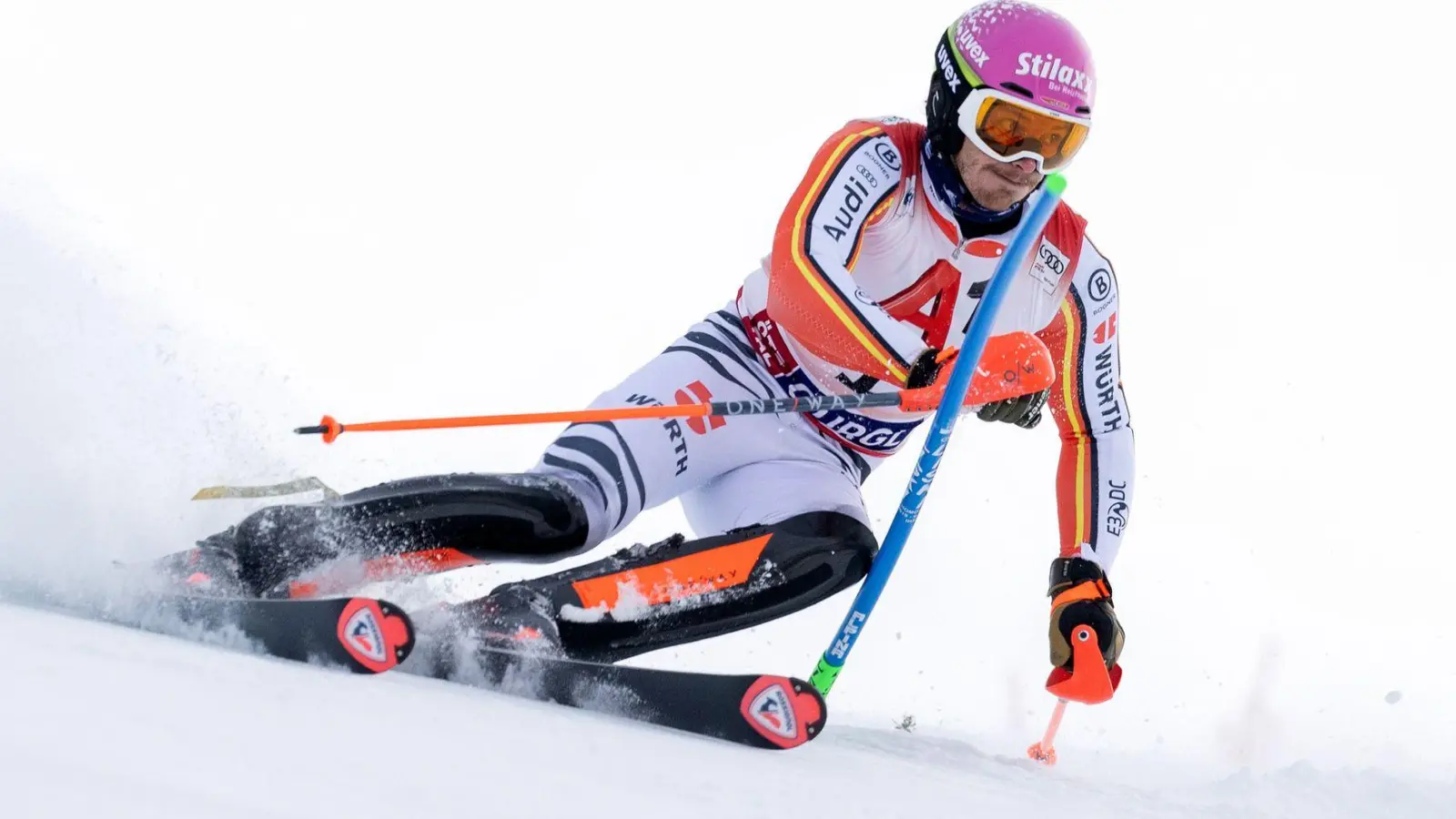 Keine Punkte beim Slalom in Gurgl: Linus Straßer verpasste den zweiten Durchgang. (Foto: Expa/Johann Groder/APA/dpa)